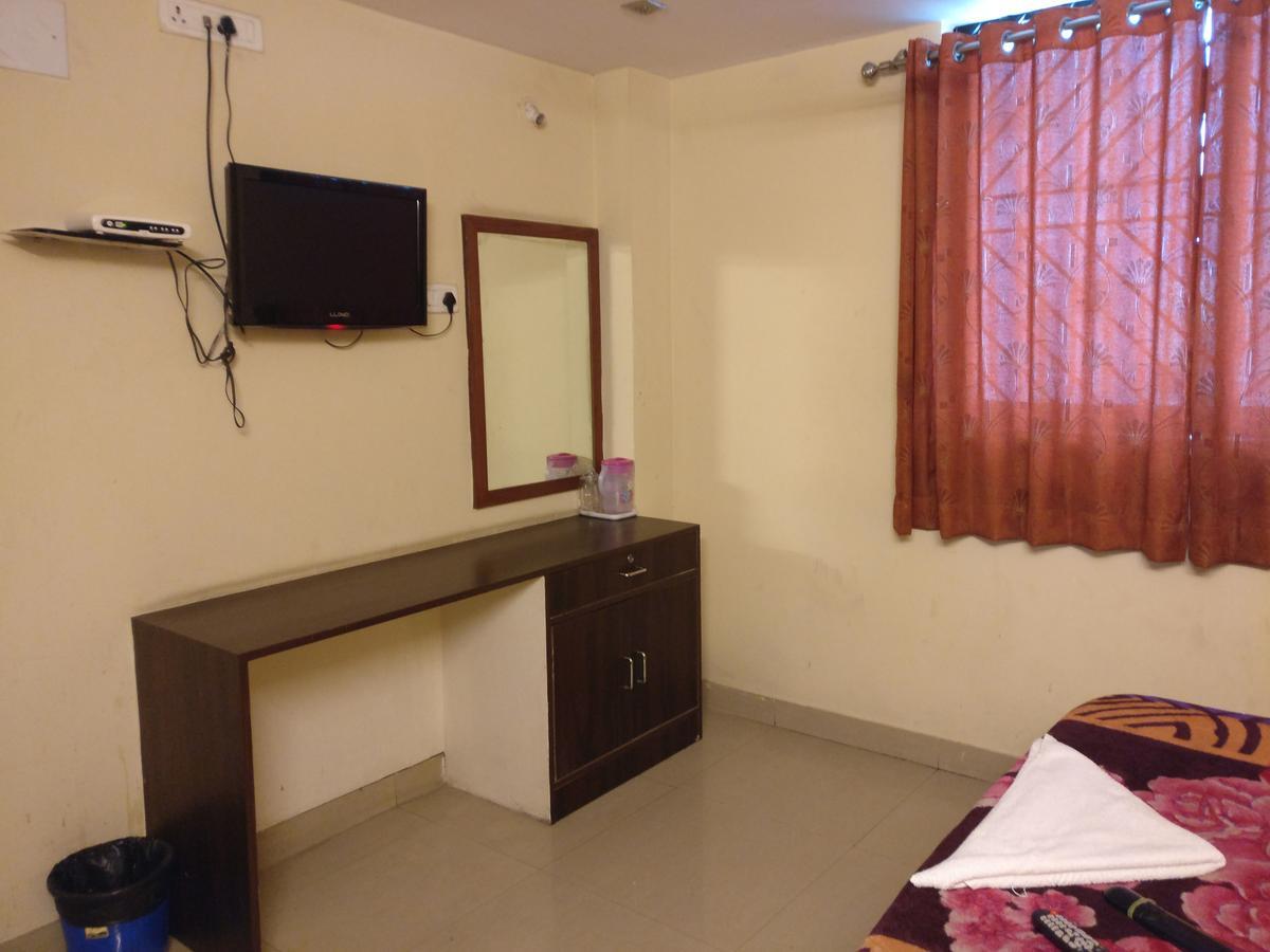 Hotel Skyland 班加罗尔 外观 照片