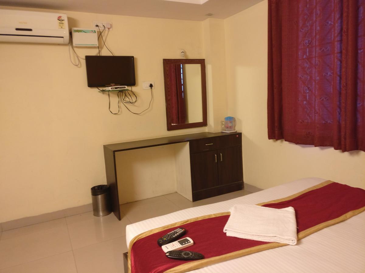 Hotel Skyland 班加罗尔 外观 照片